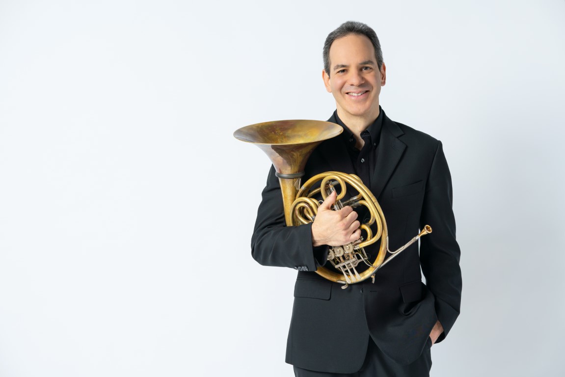 Hornist Oto Carrillo